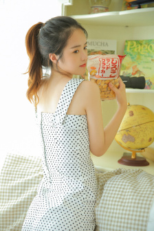 女人荫蒂勃起后样子